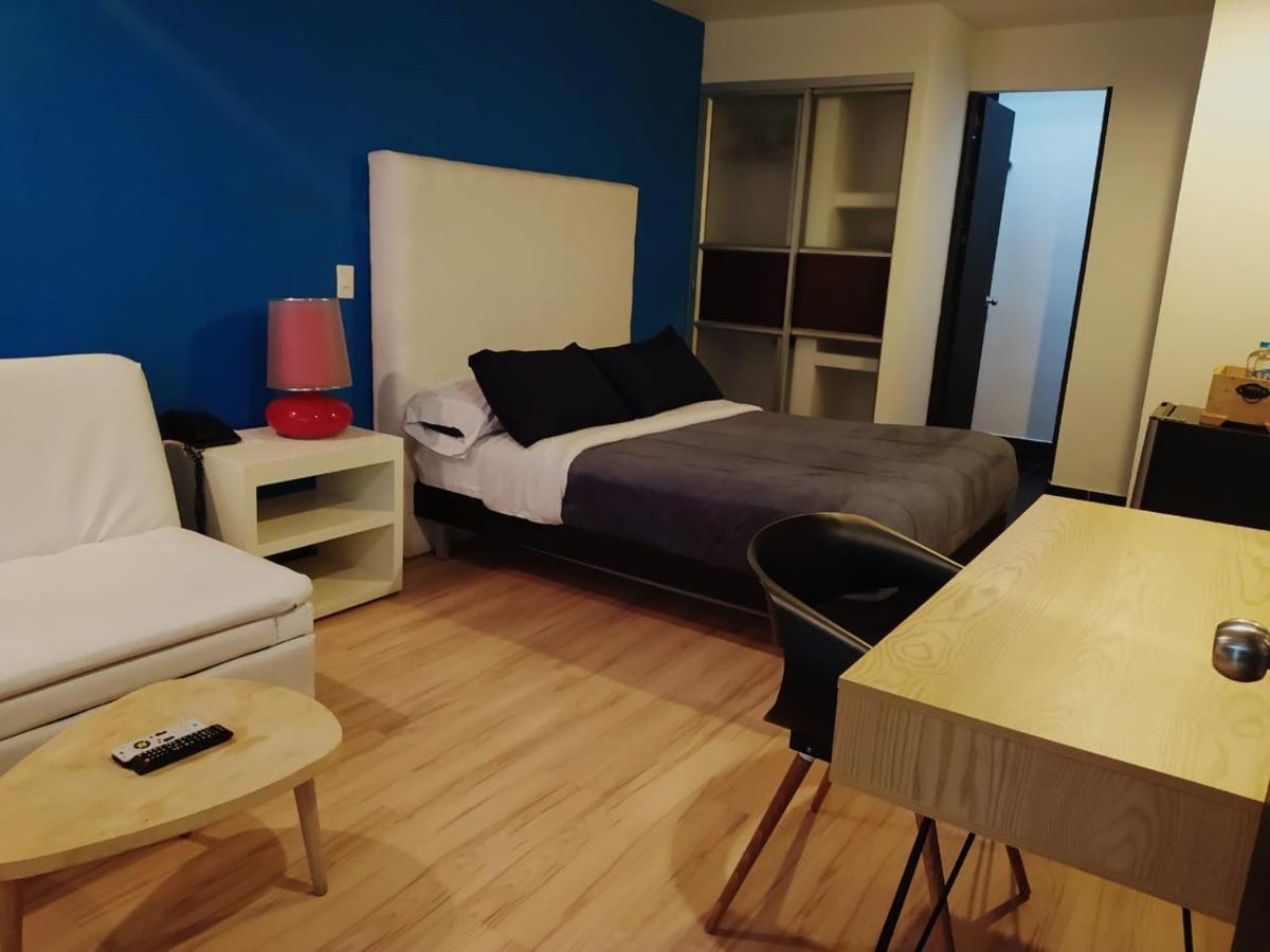 Hotel Boutique Casa Lozada Bogota Bagian luar foto