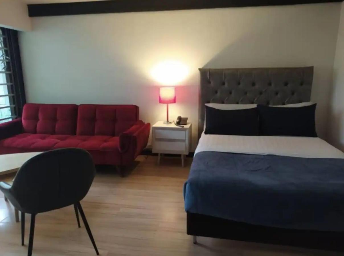 Hotel Boutique Casa Lozada Bogota Bagian luar foto